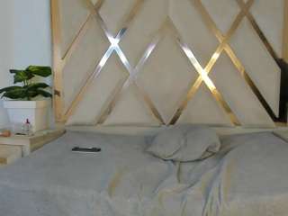 angelkyraasm live webcam show