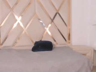 angelkyraasm live cam preview