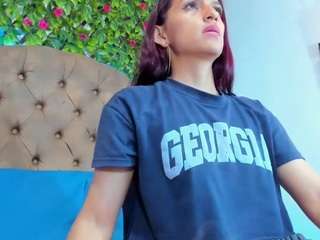 candysweety1, female webcam model,  years old, on live webcam