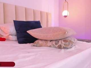  coral-smith-11 chat room