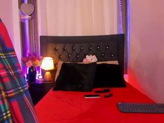 Coral Smith live cam preview
