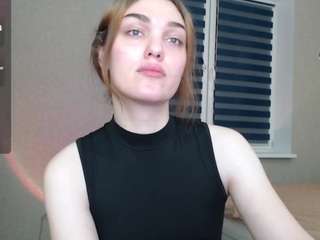 emiliarhodes Live Webcam on {site_name}