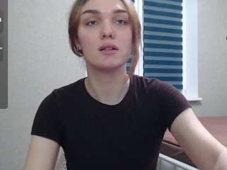 emiliarhodes Live Webcam on CamSoda