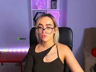  isabel-wave chat room