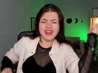 isabel-wave Live Webcam on CamSoda