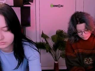  karolina-vendi chat room