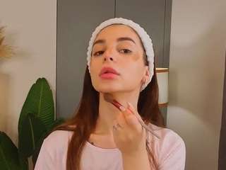 lizethamann's CamSoda show and profile