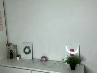 sofiaabdallah Live Webcam on CamSoda