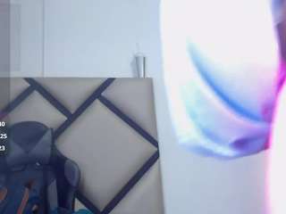 zaira17 webcam model