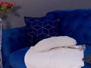 annehovve live cam profile