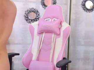 atheneacross's CamSoda show and profile