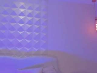 BellaConnor live webcam show