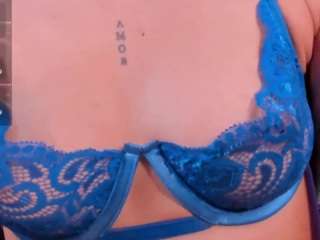 BellaConnor live cam preview