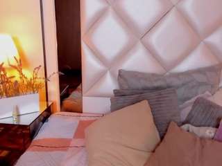 Lizz live cam preview