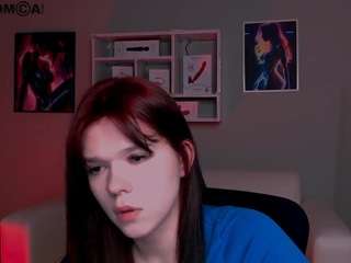 fairy-viola's CamSoda show and profile