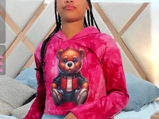 karolebonyy Live Webcam on CamSoda