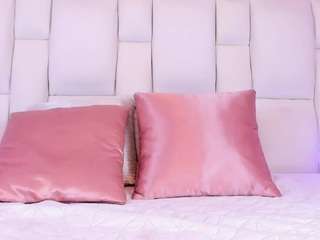 laurafarell from CamSoda is Freechat