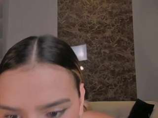 Laurentrosse1's cam show statistics and live stream
