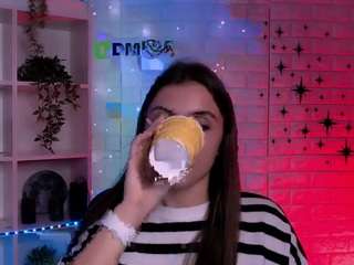 lisa-dark from CamSoda is Freechat