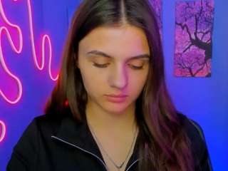 lisa-dark