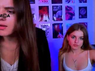 lisa-dark live webcam show