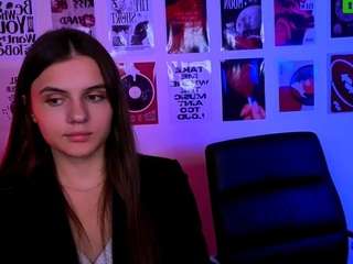 lisa-dark live webcam show