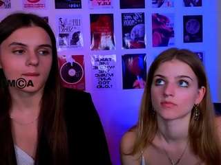 lisa-dark live webcam show