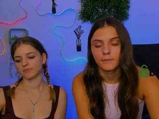 lisa-dark live webcam show