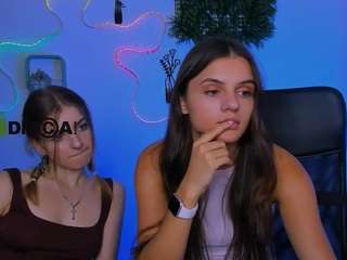 lisa-dark live webcam show