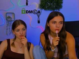 lisa-dark live webcam show