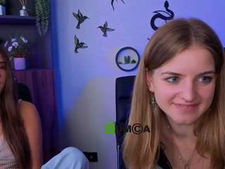lisa-dark live webcam show