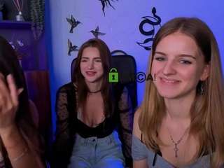 lisa-dark live webcam show