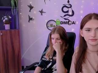lisa-dark Live Webcam on CamSoda