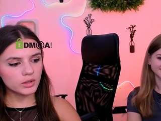 lisa-dark