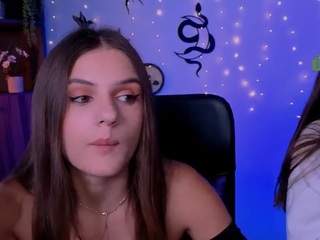 lisa-dark