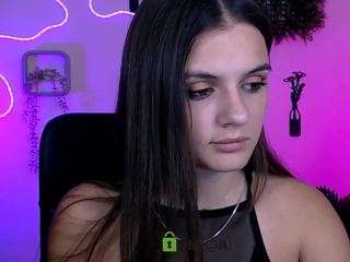 lisa-dark