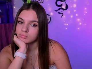 lisa-dark