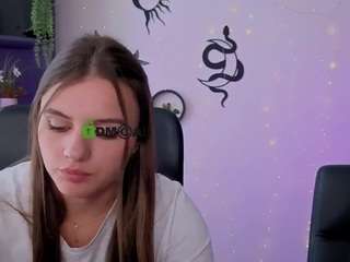 lisa-dark's live room