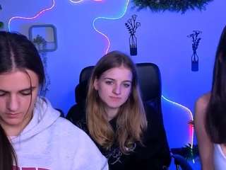lisa-dark