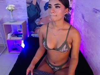Live webcam model nataly-campbell on Soda Cams