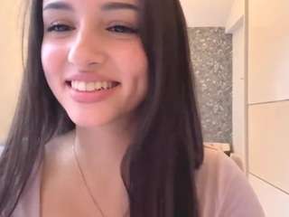 I will do hip move, and you rate my Shakira dance [20 tokens remaining]