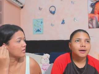 sara-mia webcam