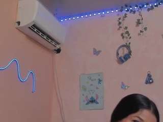 sara-mia live cam preview