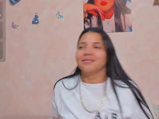 sara-mia's live room