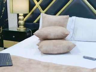 sophiewinslow live cam profile