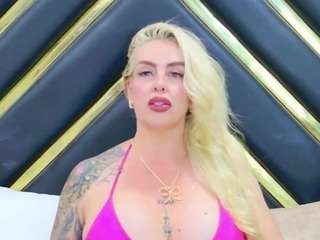 le modèle sophiewinslow est en webcam porno dans un show sur le site camsoda, il possède les tags suivants: ahegao,pov,anal,lush,naked,nipple piercings,no drinking,no smoking,oil,orgasm,pussy,horny,role play,sex toys,sexy,spank,spanking,tattoos,tease,toys