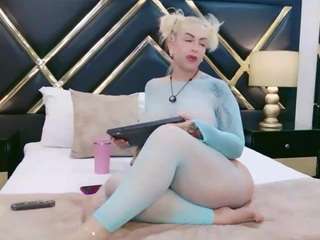 SophieWinslow live webcam show