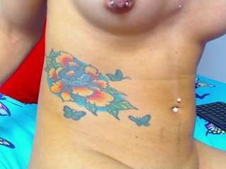 straliz27 Live Webcam on {site_name}