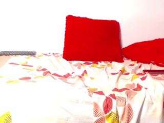 straliz27 Live Webcam on CamSoda