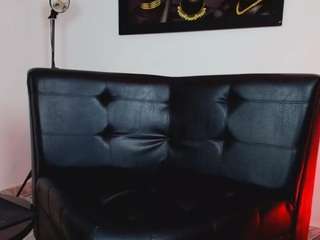 straliz27 Live Webcam on CamSoda